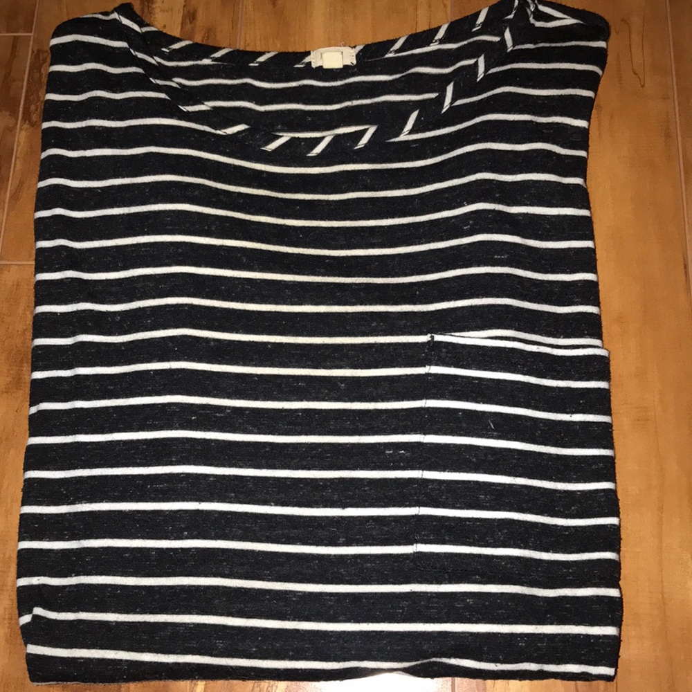 Soft three quarter sleeve shirt